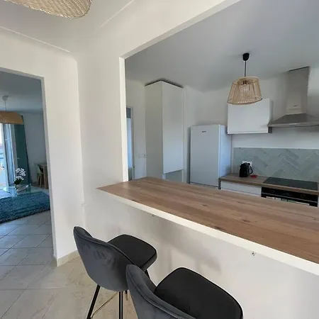 Magnifique Renove 2p A Avec Vue *
